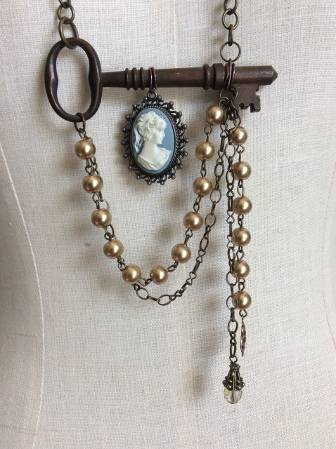 Skeleton Key Jewelry Vintage Keyper